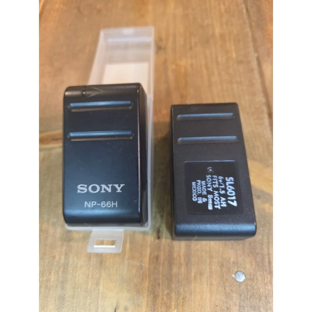 Sony CCD-F55 Video 8 Camcorder Full Set Up *Parts Only, Read Description